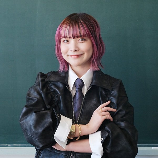 アンジー校長